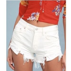 Free People Women's White Loving Good Vibrations Cutoff Denim Shorts Size 29
